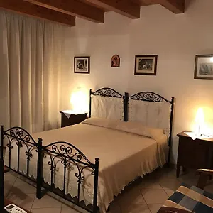 Sike Apartament Syrakuzy