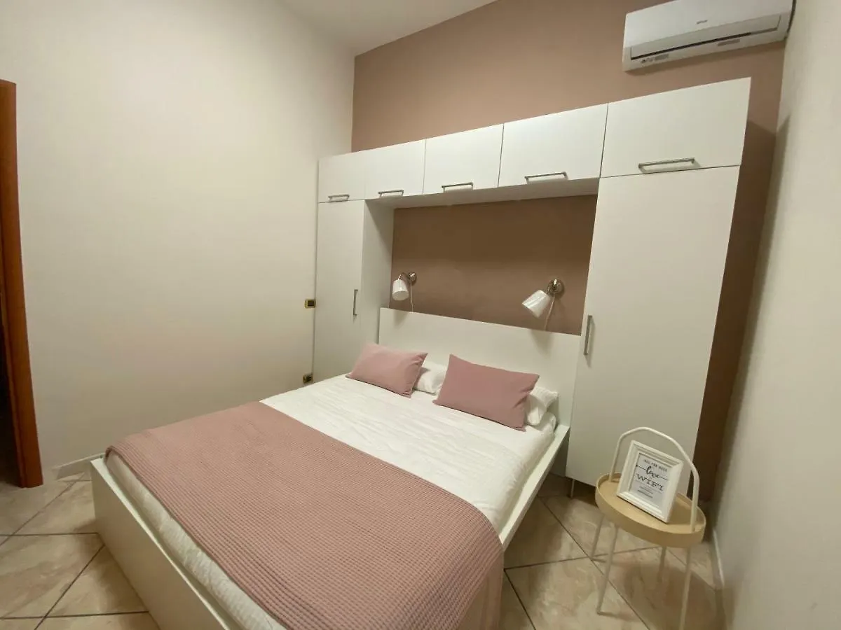 Bed and Breakfast Nanni Neapol Nocleg ze śniadaniem